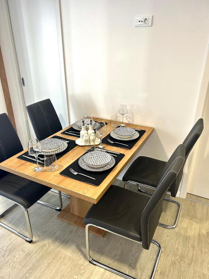 דראגה Fjaka Luxury Mobile Home - Oaza Mira Camping Croatia מראה חיצוני תמונה