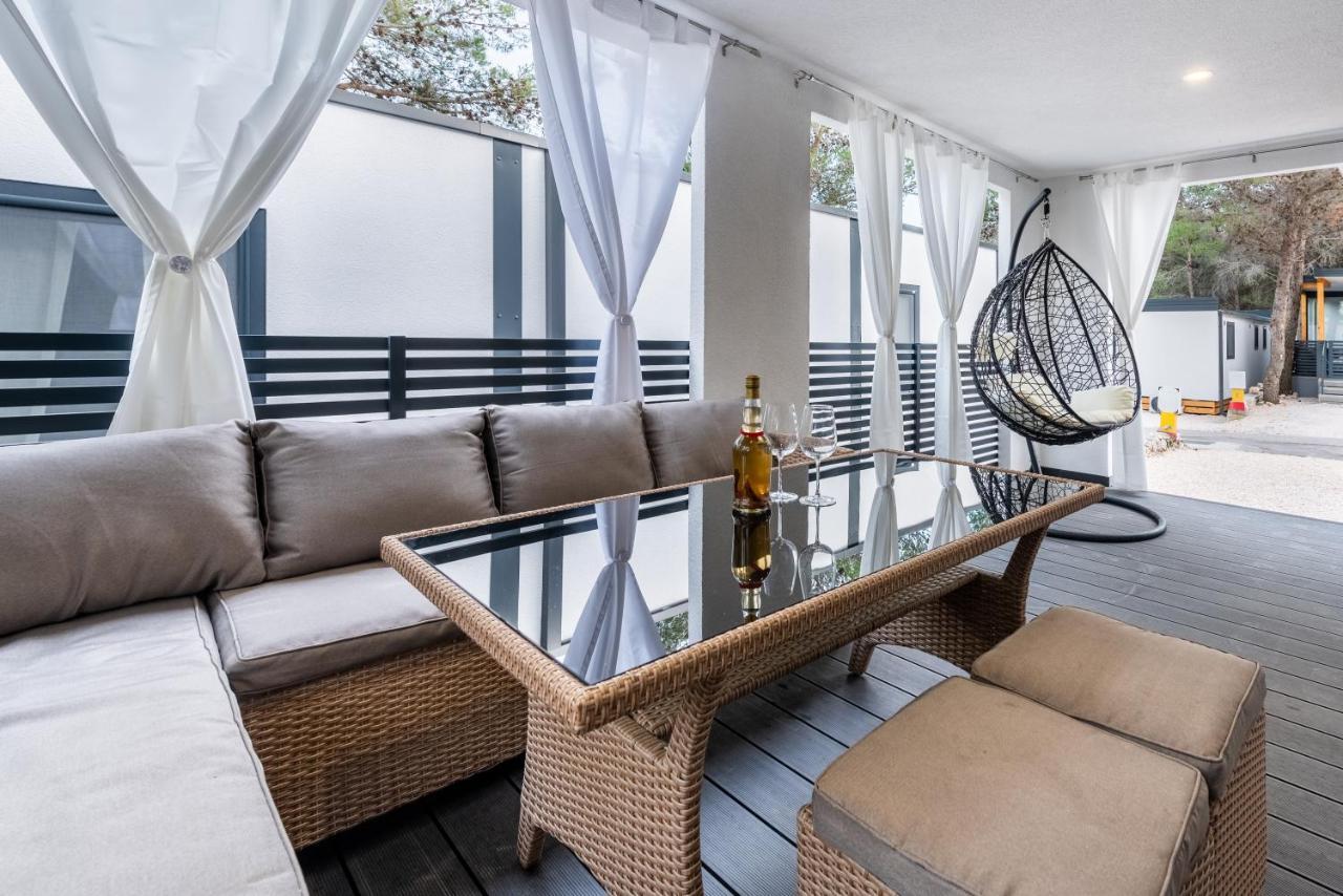 דראגה Fjaka Luxury Mobile Home - Oaza Mira Camping Croatia מראה חיצוני תמונה