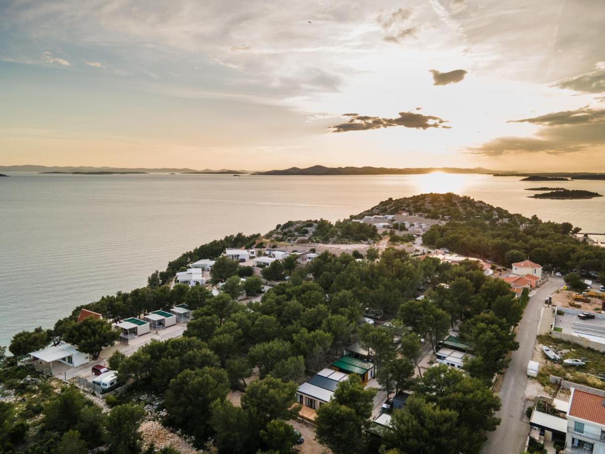דראגה Fjaka Luxury Mobile Home - Oaza Mira Camping Croatia מראה חיצוני תמונה