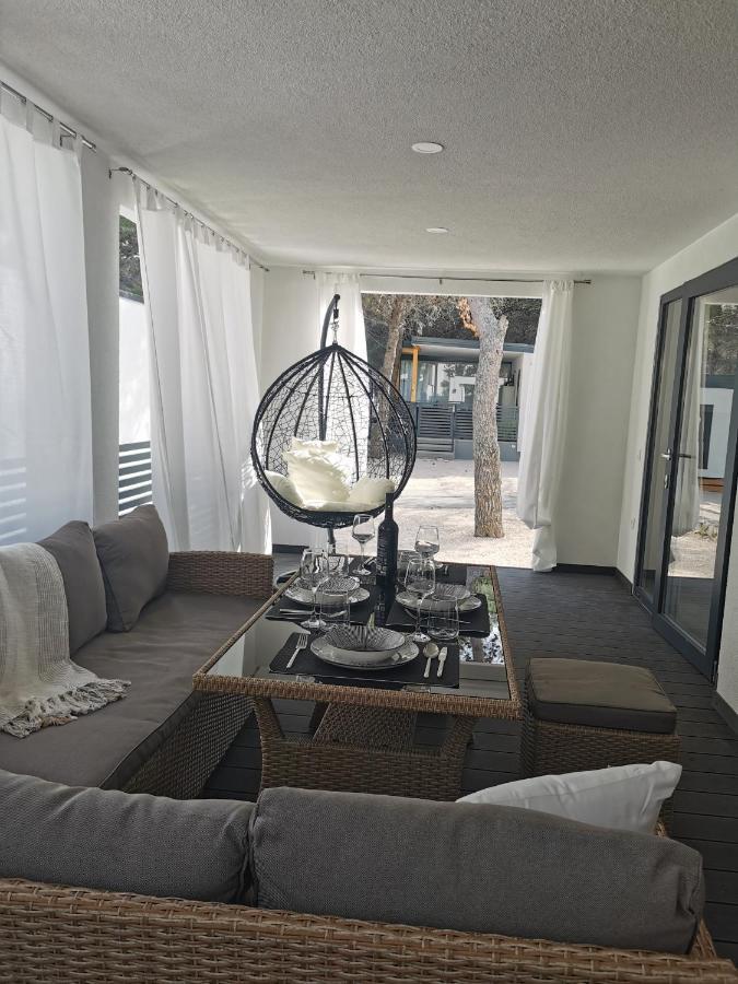 דראגה Fjaka Luxury Mobile Home - Oaza Mira Camping Croatia מראה חיצוני תמונה